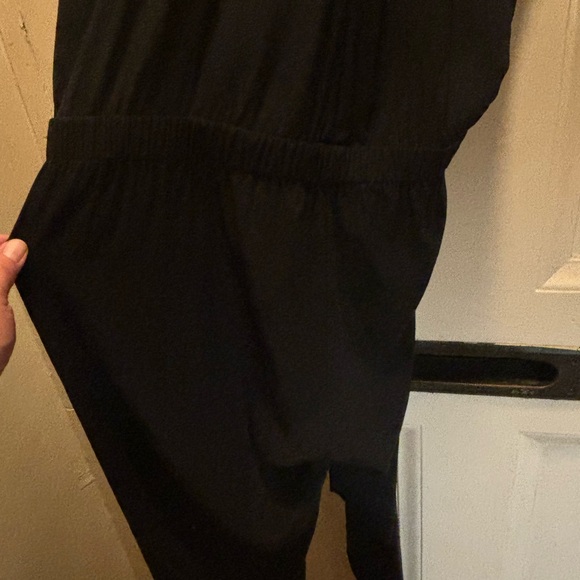 Vince Silk Jumpsuit, excellent condition,small size - Picture 11 of 14